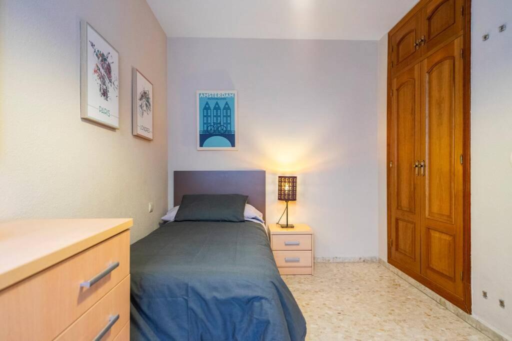 Apartament Luminosa Y Soleada Casa En El Centro De Torre Del Mar Zewnętrze zdjęcie