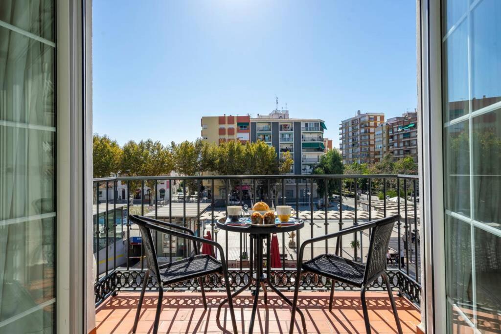 Apartament Luminosa Y Soleada Casa En El Centro De Torre Del Mar Zewnętrze zdjęcie