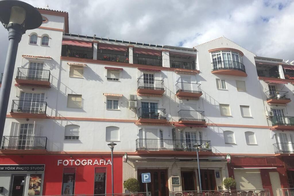 Apartament Luminosa Y Soleada Casa En El Centro De Torre Del Mar Zewnętrze zdjęcie