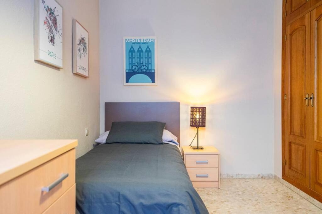 Apartament Luminosa Y Soleada Casa En El Centro De Torre Del Mar Zewnętrze zdjęcie